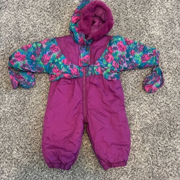 W. T. Quality Outerwear Vintage Snowsuit with Attached Mitt's Girl's Size 18M
